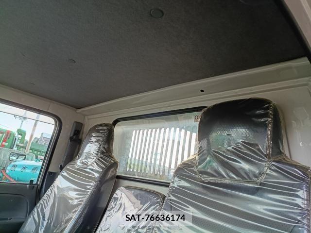 Isuzu ELF TRUCK 2018-07 8658928-24