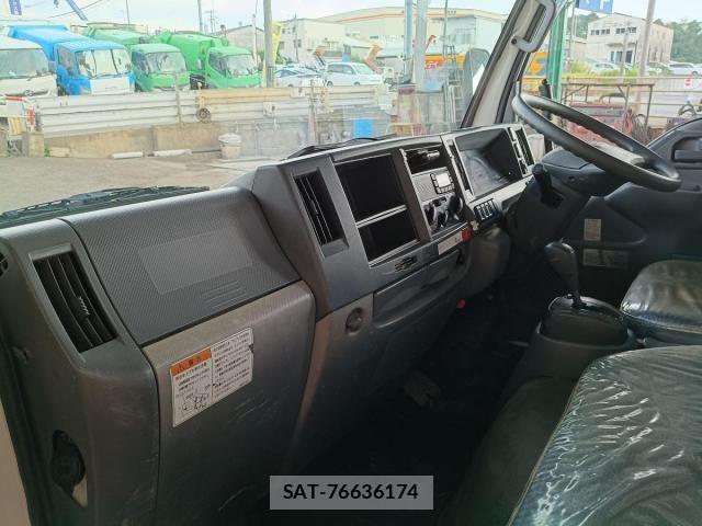 Isuzu ELF TRUCK 2018-07 8658928-25