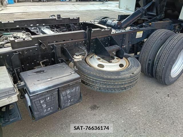Isuzu ELF TRUCK 2018-07 8658928-8