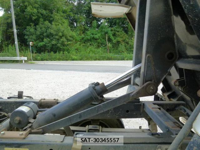 Isuzu ELF TRUCK 2023-06 8666090-18