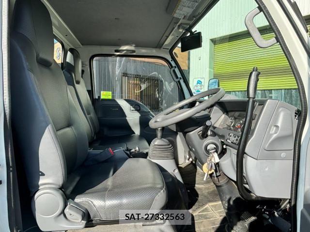 Isuzu ELF TRUCK 2021-03 8658909-8