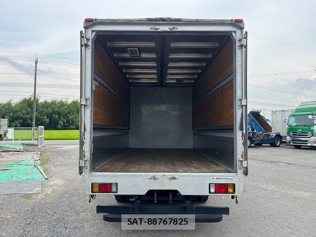 Isuzu ELF TRUCK 2012-02 8658935-12