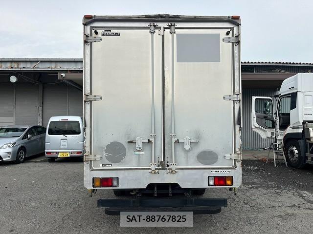 Isuzu ELF TRUCK 2012-02 8658935-7