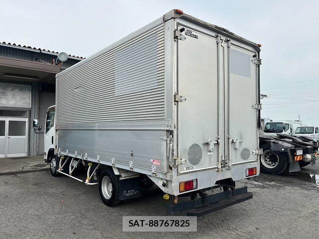 Isuzu ELF TRUCK 2012-02 8658935-8