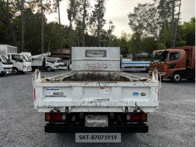 Isuzu ELF TRUCK 2019-07 8658930-10