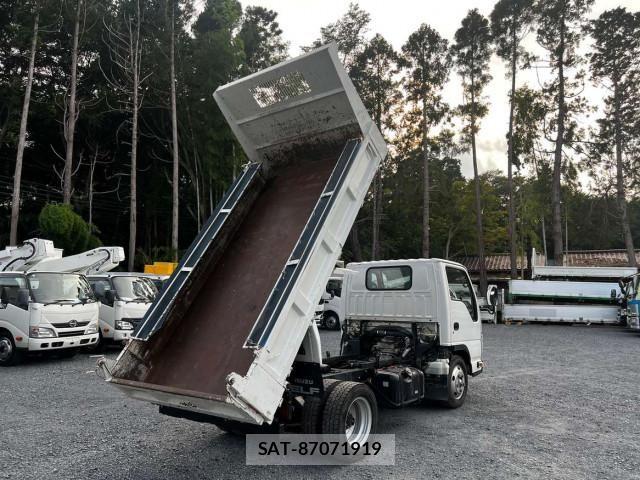 Isuzu ELF TRUCK 2019-07 8658930-14