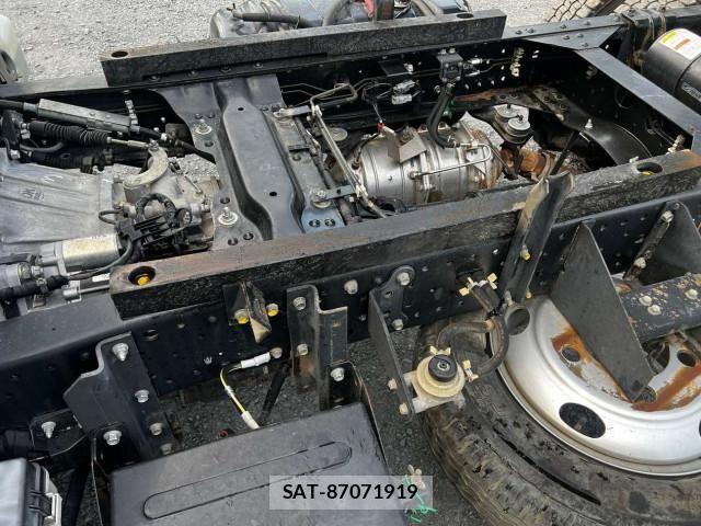 Isuzu ELF TRUCK 2019-07 8658930-21