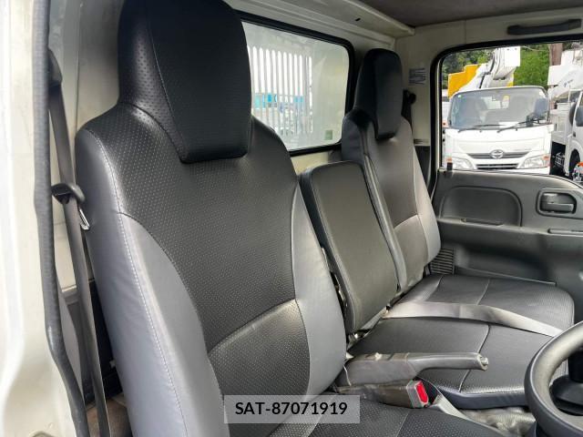 Isuzu ELF TRUCK 2019-07 8658930-27
