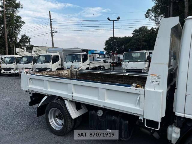Isuzu ELF TRUCK 2019-07 8658930-8