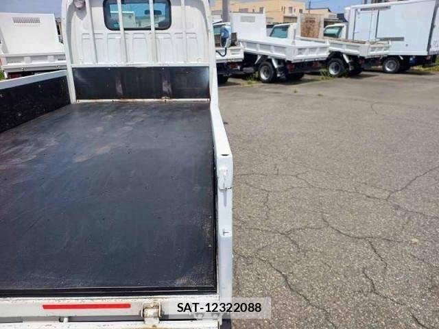 Isuzu ELF TRUCK 2014-02 8658932-10