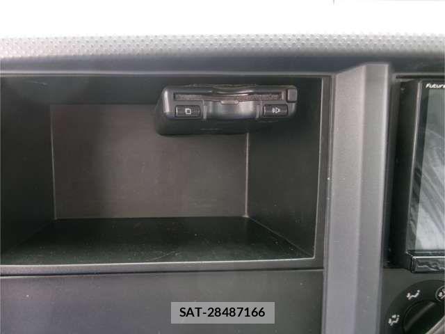 Isuzu ELF TRUCK 2021-04 8666091-12