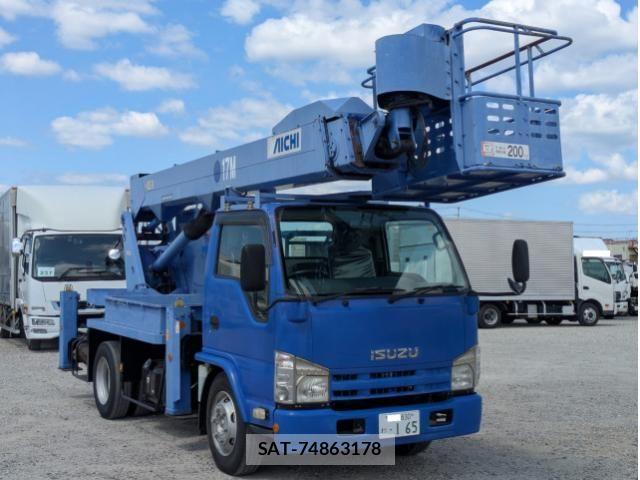 Isuzu ELF TRUCK 2013-08 8658923-1