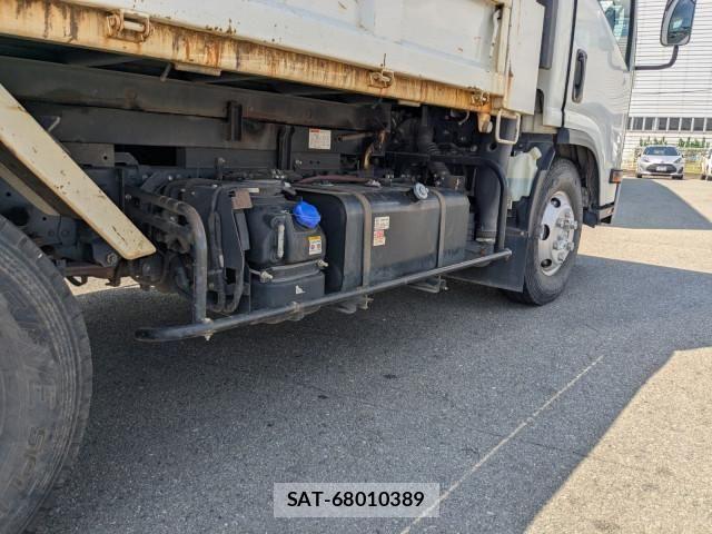 Isuzu ELF TRUCK 2020-01 8658910-12