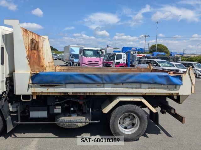Isuzu ELF TRUCK 2020-01 8658910-15