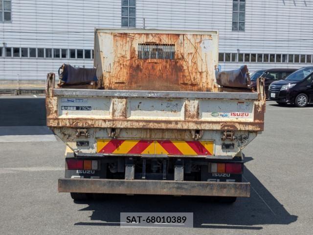 Isuzu ELF TRUCK 2020-01 8658910-6
