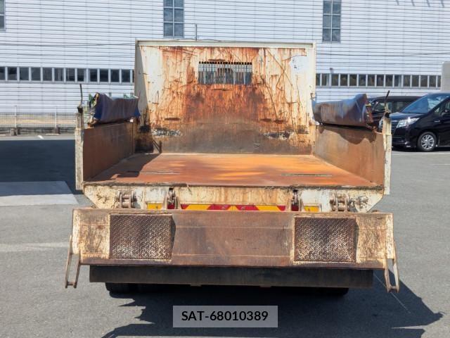 Isuzu ELF TRUCK 2020-01 8658910-7