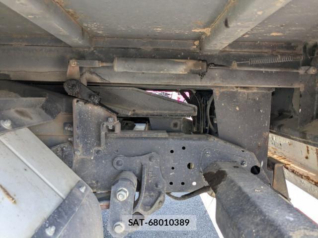 Isuzu ELF TRUCK 2020-01 8658910-8