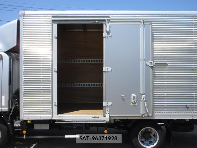 Isuzu ELF TRUCK 2021-07 8685493-9