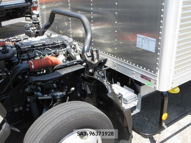 Isuzu ELF TRUCK 2021-07 8685493-15