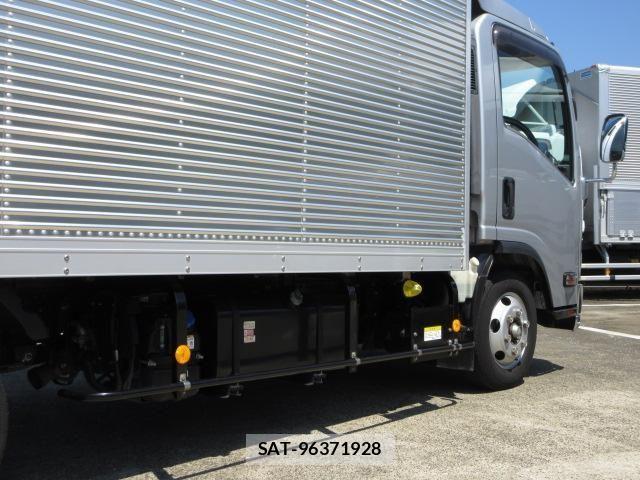 Isuzu ELF TRUCK 2021-07 8685493-17