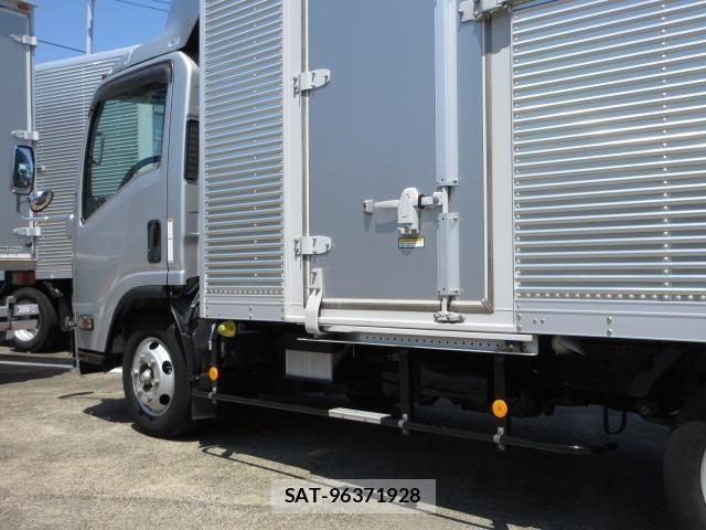 Isuzu ELF TRUCK 2021-07 8685493-18