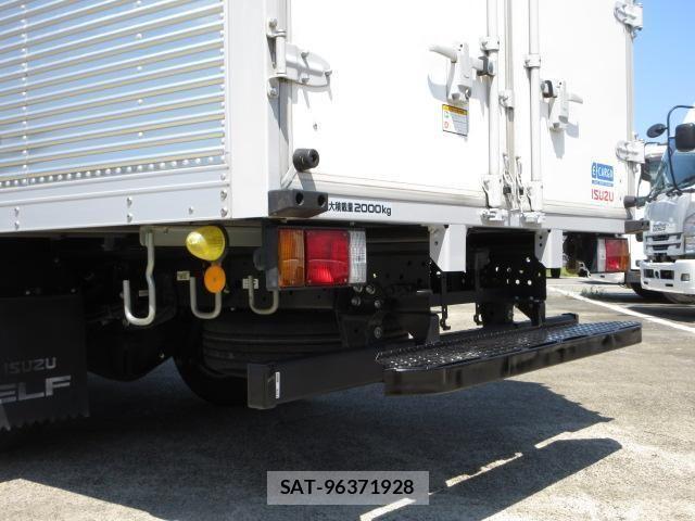 Isuzu ELF TRUCK 2021-07 8685493-20