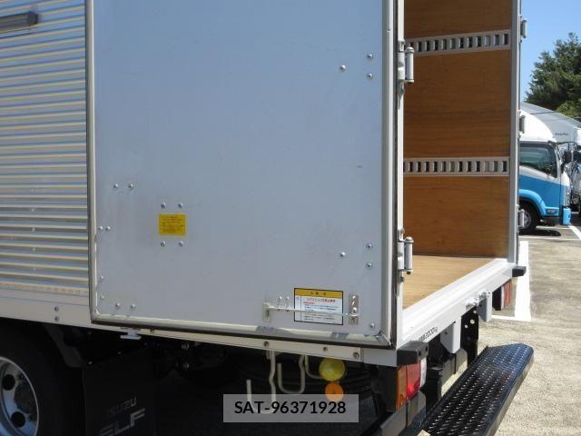 Isuzu ELF TRUCK 2021-07 8685493-28