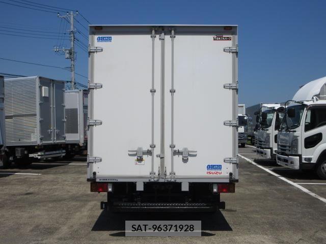Isuzu ELF TRUCK 2021-07 8685493-5