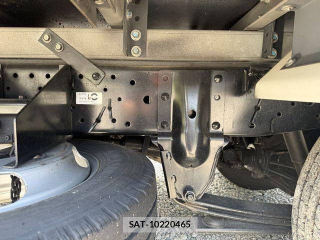 Isuzu ELF TRUCK 2016-05 8685495-13