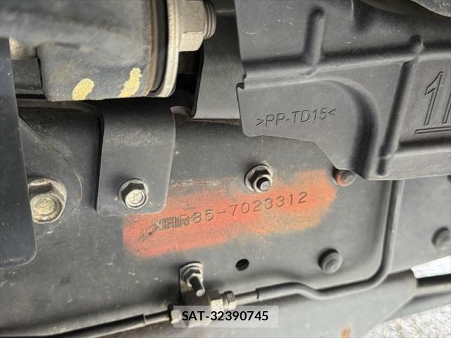 Isuzu ELF TRUCK 2018-02 8685496-17