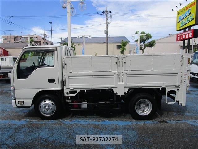 Isuzu ELF TRUCK 2019-08 8685498-3