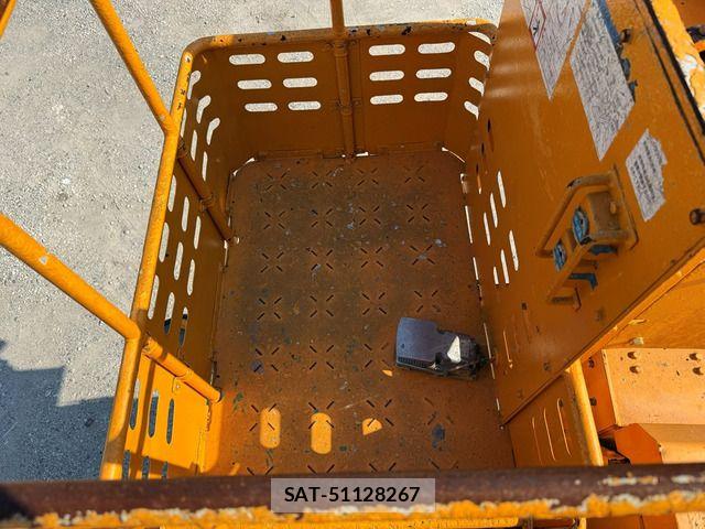 Isuzu ELF TRUCK 2010-02 8685497-13