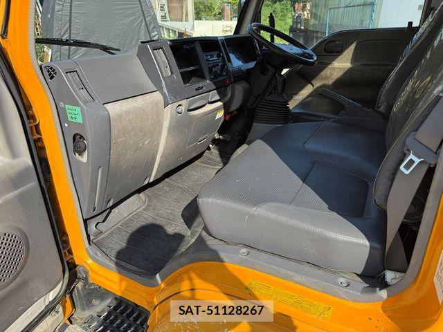 Isuzu ELF TRUCK 2010-02 8685497-6