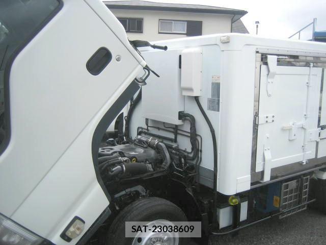 Isuzu ELF TRUCK 2018-07 8685494-23