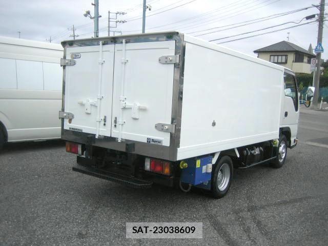 Isuzu ELF TRUCK 2018-07 8685494-2