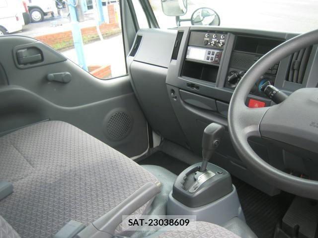 Isuzu ELF TRUCK 2018-07 8685494-29