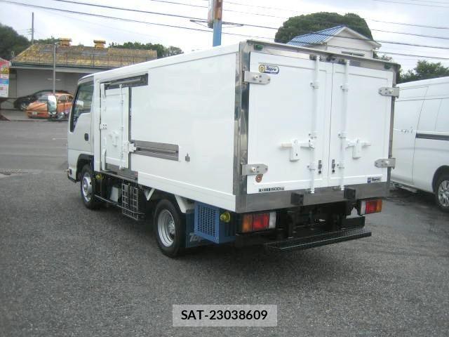 Isuzu ELF TRUCK 2018-07 8685494-3