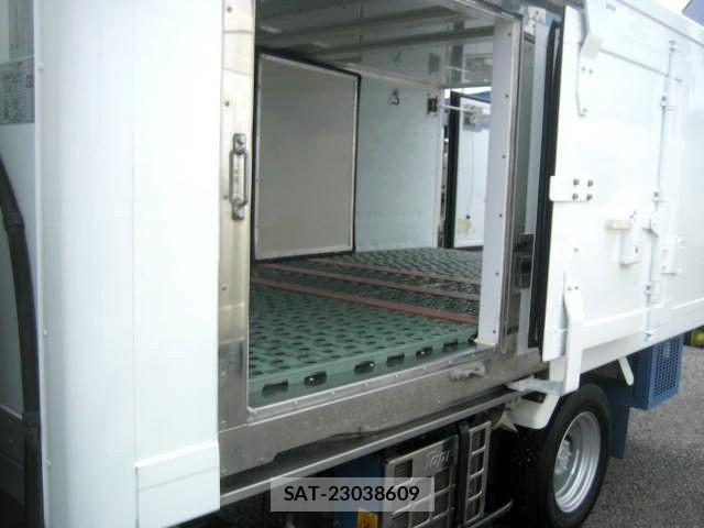 Isuzu ELF TRUCK 2018-07 8685494-8