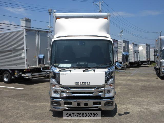 Isuzu ELF TRUCK 2023-02 8685492-4