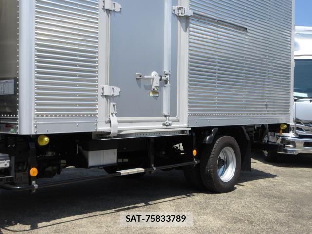 Isuzu ELF TRUCK 2023-02 8685492-8