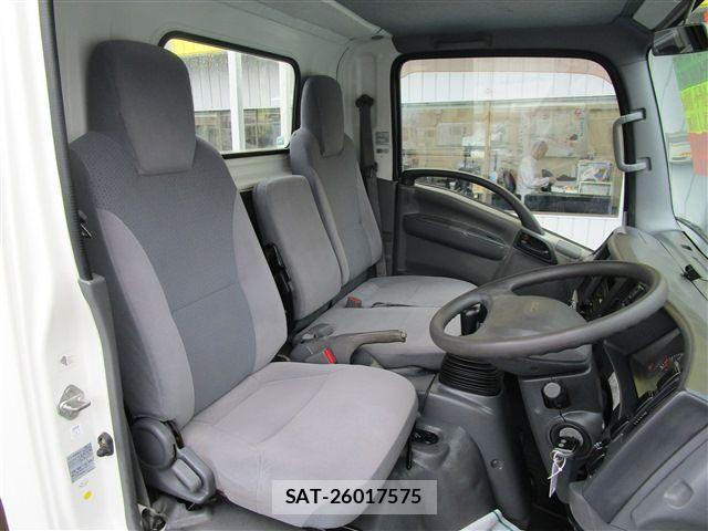 Isuzu ELF TRUCK 2015-09 8741884-13