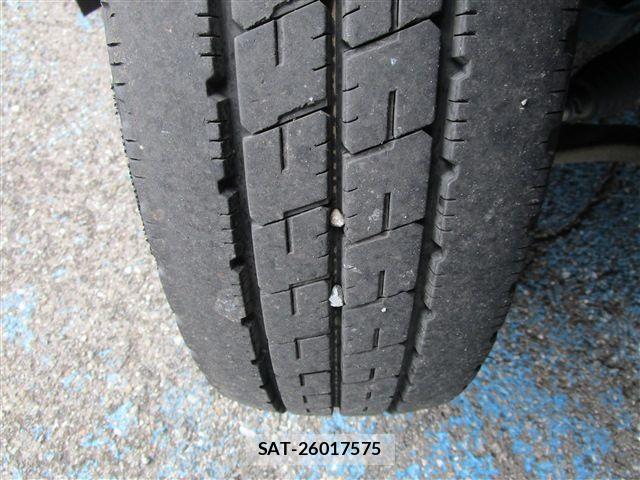 Isuzu ELF TRUCK 2015-09 8741884-17
