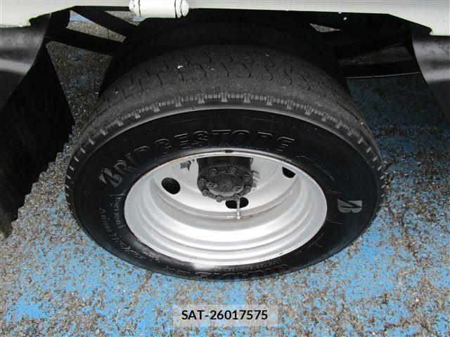 Isuzu ELF TRUCK 2015-09 8741884-18