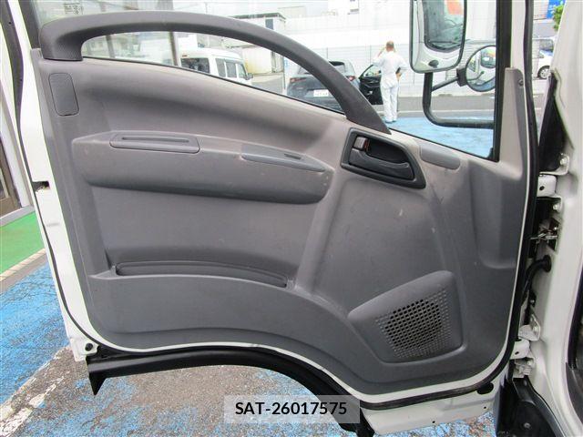 Isuzu ELF TRUCK 2015-09 8741884-21