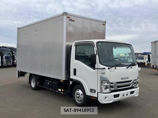 Isuzu ELF TRUCK 2023-08 8741904-1