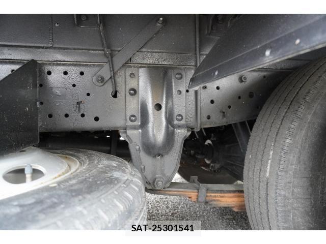 Isuzu ELF TRUCK 2021-08 8741855-11
