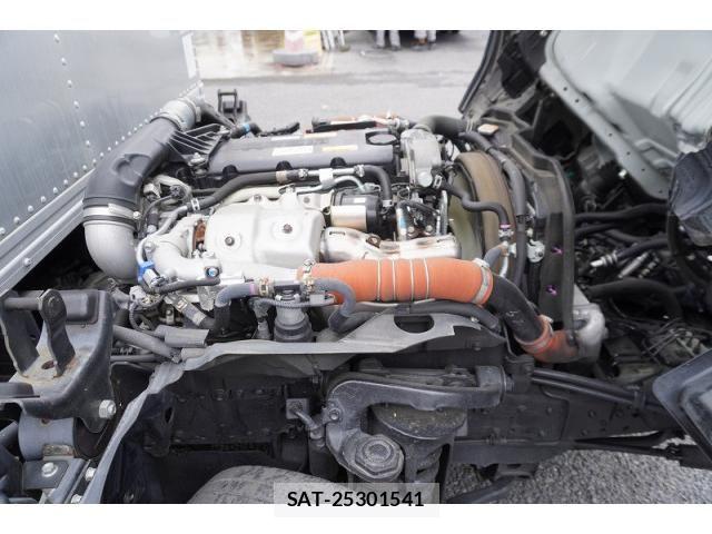 Isuzu ELF TRUCK 2021-08 8741855-15