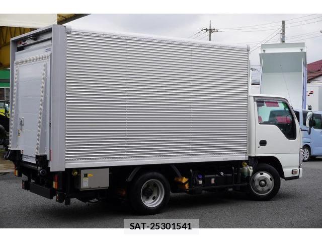 Isuzu ELF TRUCK 2021-08 8741855-7