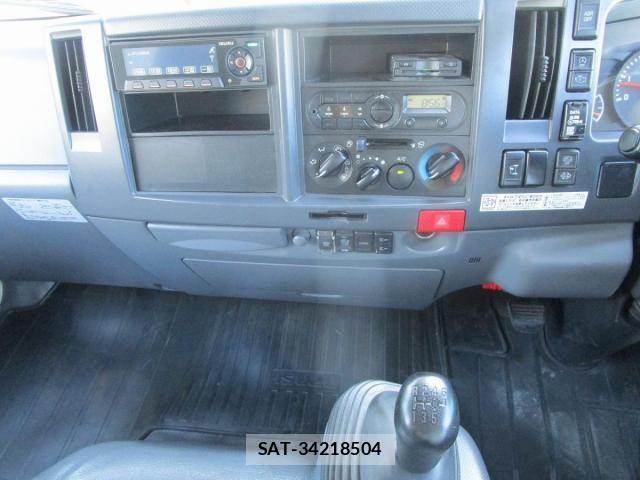 Isuzu ELF TRUCK 2016-10 8741885-29