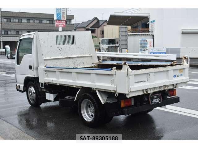 Isuzu ELF TRUCK 2012-10 8741898-23